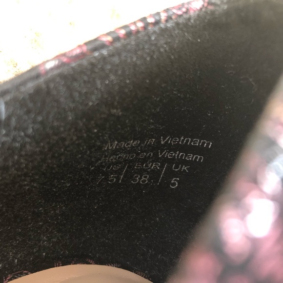 ALDO Sateen Floral Print Pointed-Toe Stiletto Pumps - Picture 11 of 13